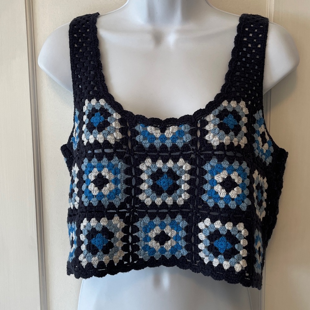 Granny Square Crochet Crop Top Women’s Medium Blue‎ White Cotton Festival Boho